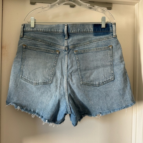 Abercrombie Curve Love Mom Shorts, Size 32 - Picture 2 of 2